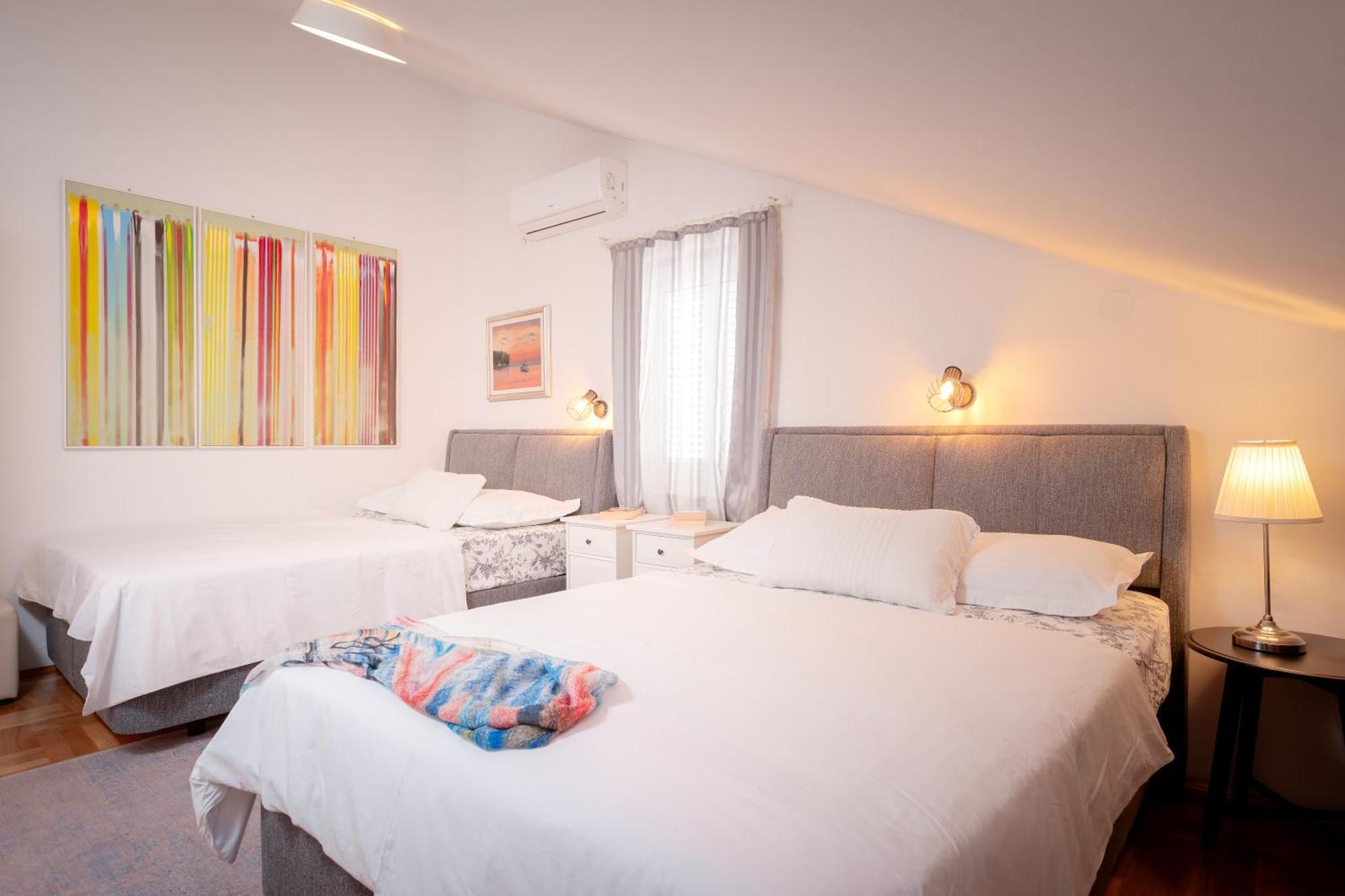 Kalina Deluxe Apartments Jelsa  Buitenkant foto